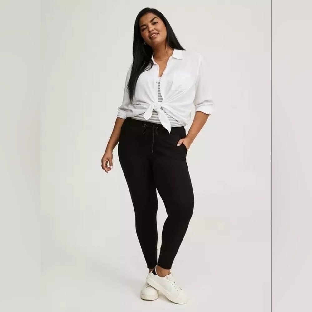 Torrid premium full-length pocket jogger leggings 3x NEW